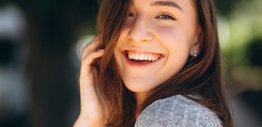 Nine Benefits of Using Probiotics to Achieve a Beautiful Smile